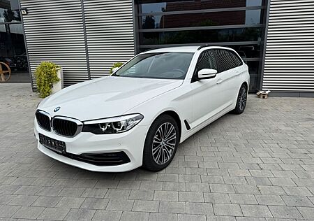 BMW 530d Touring xDrive Sport Line HUD
