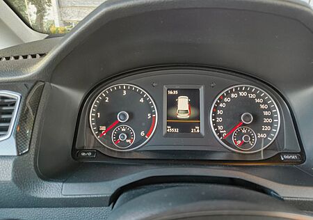 VW Caddy Volkswagen 2,0TDI 110kW BMT DSG Highline 5-Sitzer...