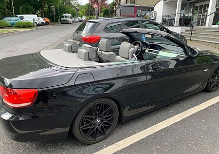 BMW 320i Cabrio -
