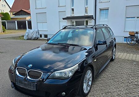 BMW 530d A touring -M-Paket Carbonschwarz