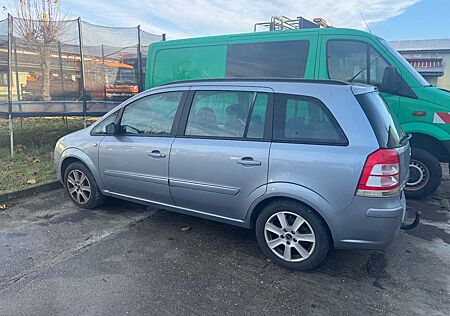 Opel Zafira B Innovation 7 Sitzer