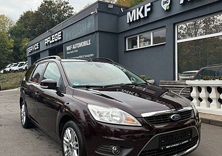 Ford Focus Turnier *1.Hand*Tempomat*Schiebed.*Sitzh.*
