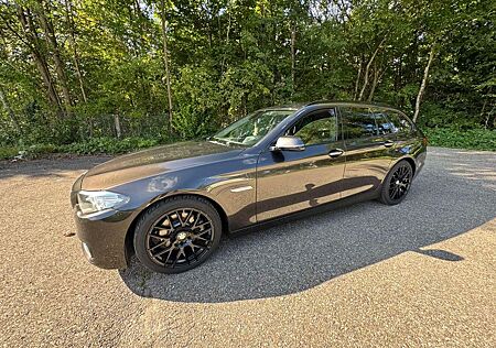 BMW 520d Touring A -