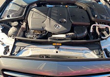 Mercedes-Benz C 220 d T Autom. -