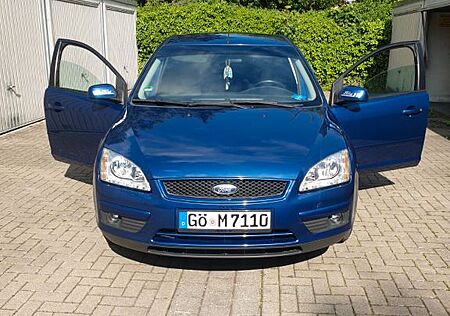 Ford Focus 1,8 Style Style