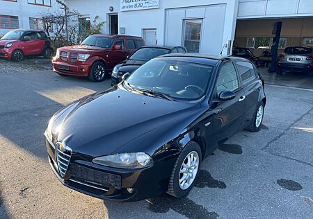 Alfa Romeo 147 Alfa Tüv Neu