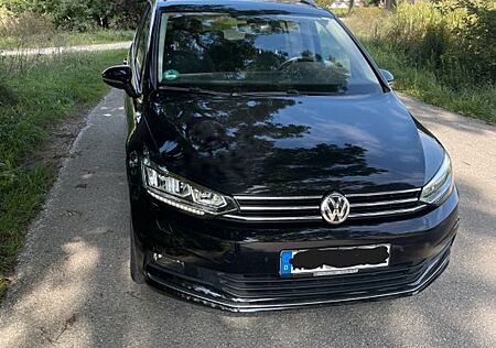 VW Touran Volkswagen 2.0 TDI SCR UNITED AHK 7 Sitze Comfortlin