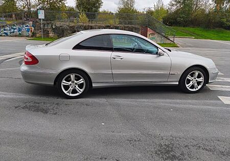 Mercedes-Benz CLK 200 KOMPRESSOR Avantgarde TÜV NEU
