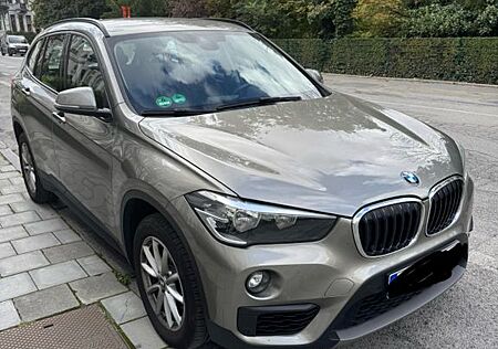 BMW X1 sDrive18i -