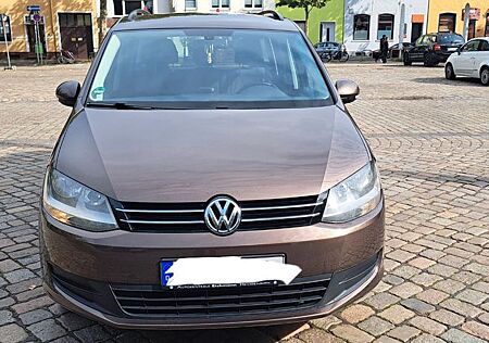 VW Sharan Volkswagen 2.0 TDI BlueMotion Technology Trendli...