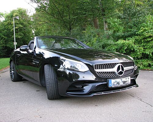 Mercedes-Benz SLC 200 AMG-LINE RedArt Edition