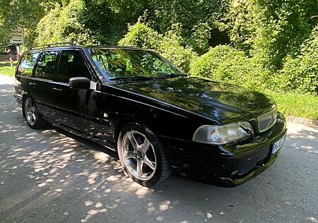 Volvo V70 R AWD Automatic R