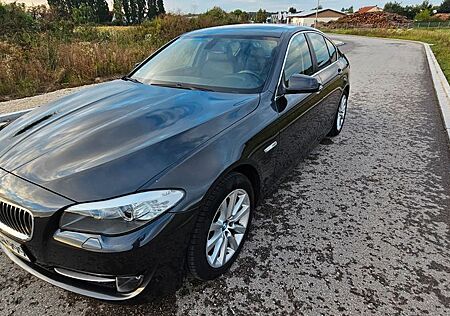 BMW 523i - AHK/Sommer-Winterräder/HU2027