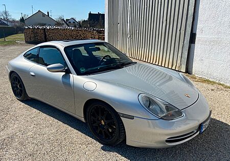 Porsche 996 C2 ATM 40'km Schalter,teilrestauriert!