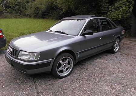 Audi 100 C4 2,3E