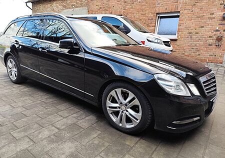 Mercedes-Benz E 220 CDI T BlueEFFICIENCY AVANTGARDE AVANTGARDE