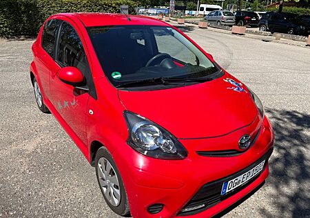 Toyota Aygo (X) Aygo (X) 1,0-l-VVT-i Cool Cool