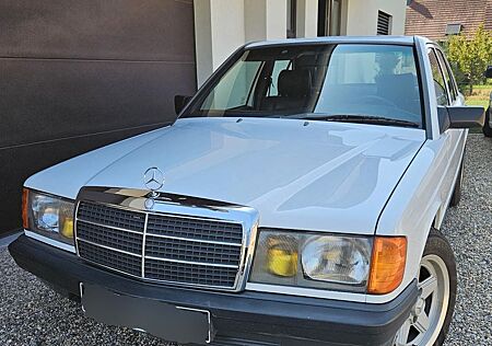 Mercedes-Benz 190 von 1988 in einem Aussergewöhnlicher Zustan