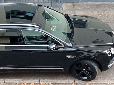 Bentley Bentayga 4.0 V8 100 J. Edition