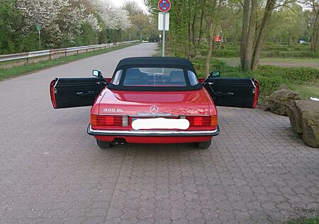 Mercedes-Benz SL 300