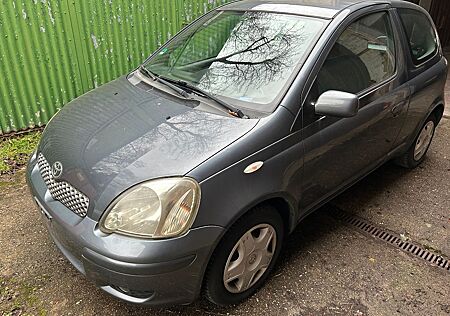 Toyota Yaris 1.0 Polaris Klima