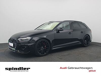 Audi RS 4 Avant TFSI quattro / Vmax280, Pano, Matrix