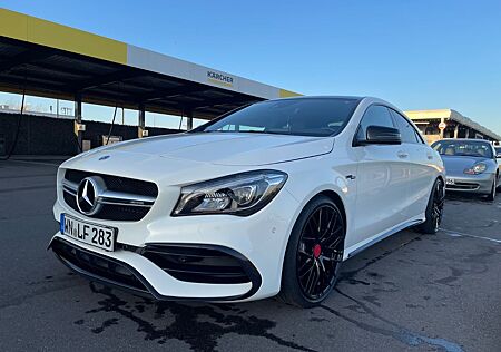 Mercedes-Benz CLA 45 AMG Mercedes-AMG CLA 45 4MATIC