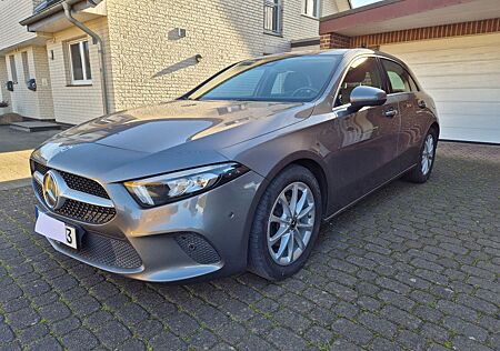 Mercedes-Benz A 180 d -