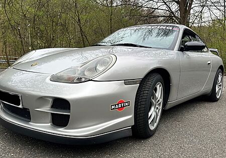 Porsche 996 Carrera 4 Coupé Carrera