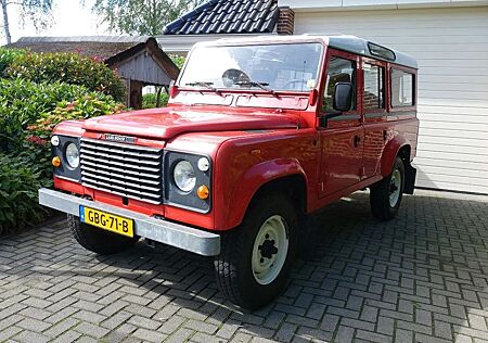 Land Rover Defender 110 V8 21736 KM