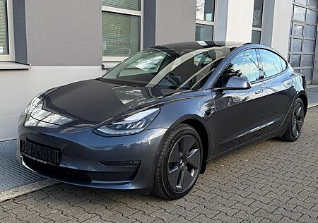 Tesla Model 3 Long Range Dual AWD