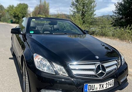 Mercedes-Benz E 200 Cabriolet BlueEFF AMG. Scheckheft. Top Zus