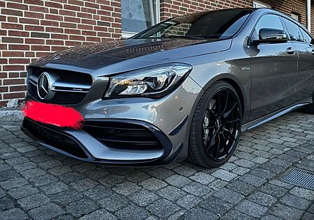 Mercedes-Benz CLA 45 AMG Shooting Brake Mercedes-AMG CLA 4...