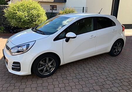 Kia Rio 1.4 Dream-Team Edition Dream-Team Edition