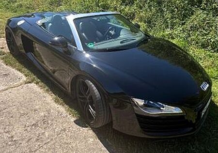 Audi R8 4.2 FSI quattro Spyder -