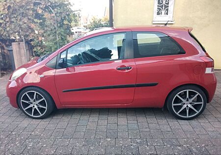 Toyota Yaris 1,33-l-Dual-VVT-i Cool Cool