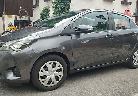 Toyota Yaris 1,0-l-VVT-i -