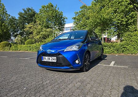Toyota Yaris 1,5-l-VVT-i Hybrid CVT Style Seleciton...
