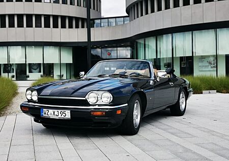 Jaguar XJS Cabriolet: Sondermodell Celebration