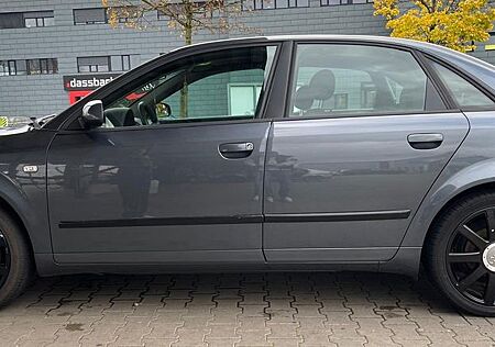 Audi A4 1.8 190PS, luxus, Standheizung, TÜV 5/2027