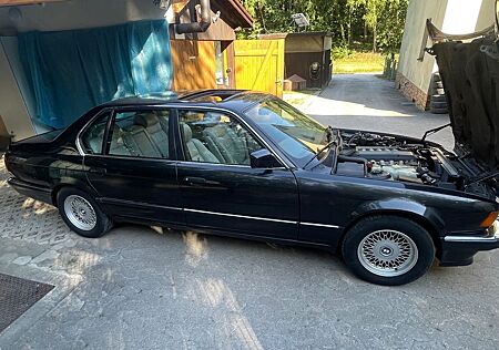 BMW 750il E32