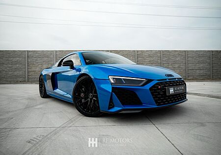 Audi R8 5.2 FSI plus S tronic quattro, Facelift front