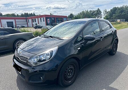 Kia Rio Dream Team 1.HAND! TÜV auf Wunsch NEU!