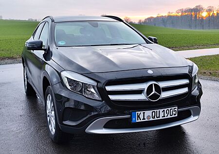 Mercedes-Benz GLA 220 CDI 4MATIC DCT Urban Urban