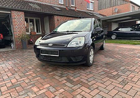 Ford Fiesta 1,3 Sondermodell Viva Klima TÜV Neu 4/27