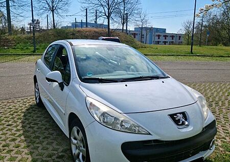 Peugeot 207 Premium 120 VTi Premium