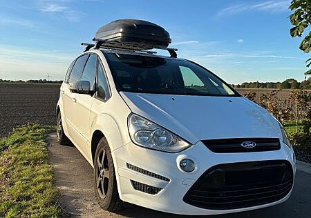 Ford S-Max 2,0 TDCi 103kW DPF Titanium PowerShift...