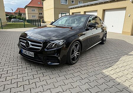 Mercedes-Benz E 350 e AMG LINE 53
