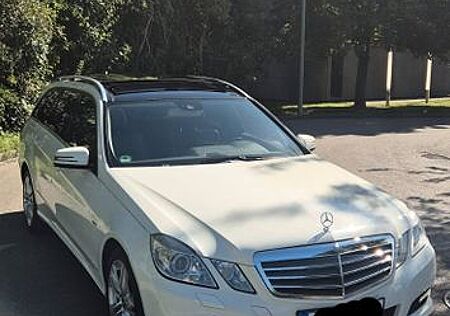 Mercedes-Benz E 350 CDI Avantgarde T Modell Apple Kamera 8fach
