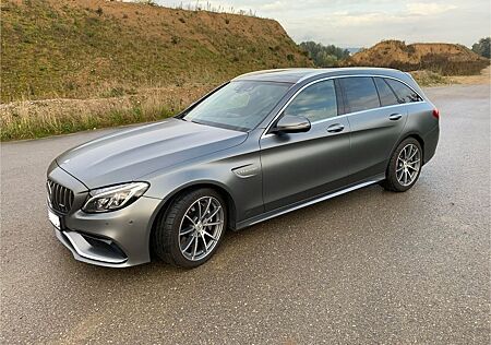 Mercedes-Benz C 63 AMG AMG C 63 T - Lack Matt-Grau (keine Folie)